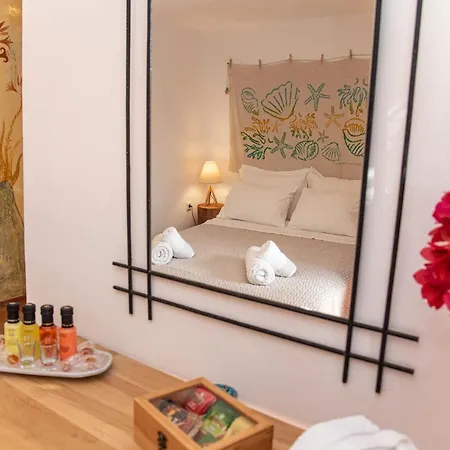 Boutique Μπαρμπάτι